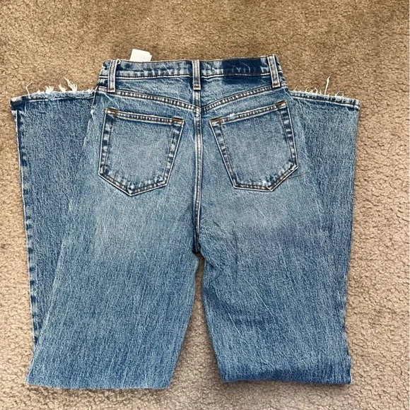 Abercrombie & Fitch Ultra High Rise Denim - Picture 2 of 3